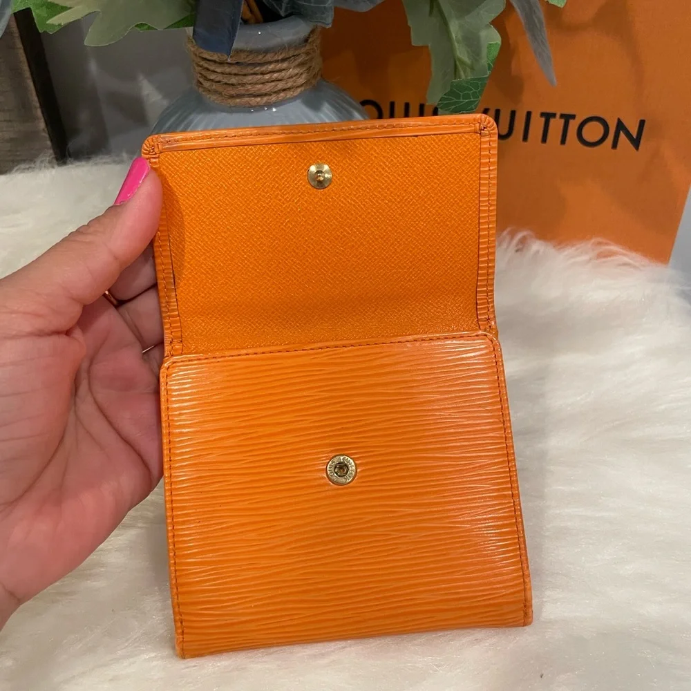 Authentic Louis Vuitton Epi Porte Feiulle Elise Wallet On A Chain | SP00… - Picture 6 of 16